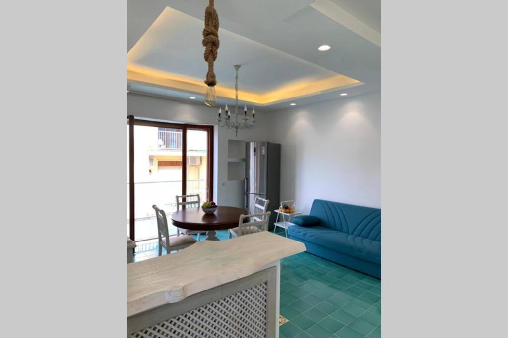 Super Attico Vista Mare Con Piscina Appartement Sorrento Buitenkant foto