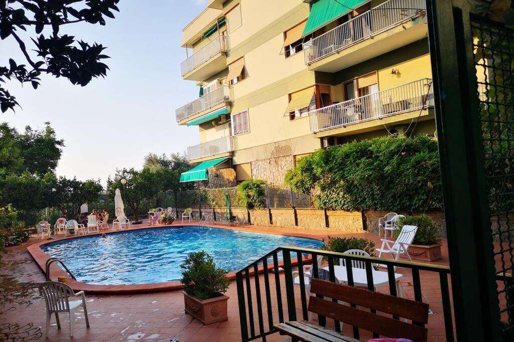Super Attico Vista Mare Con Piscina Appartement Sorrento Buitenkant foto